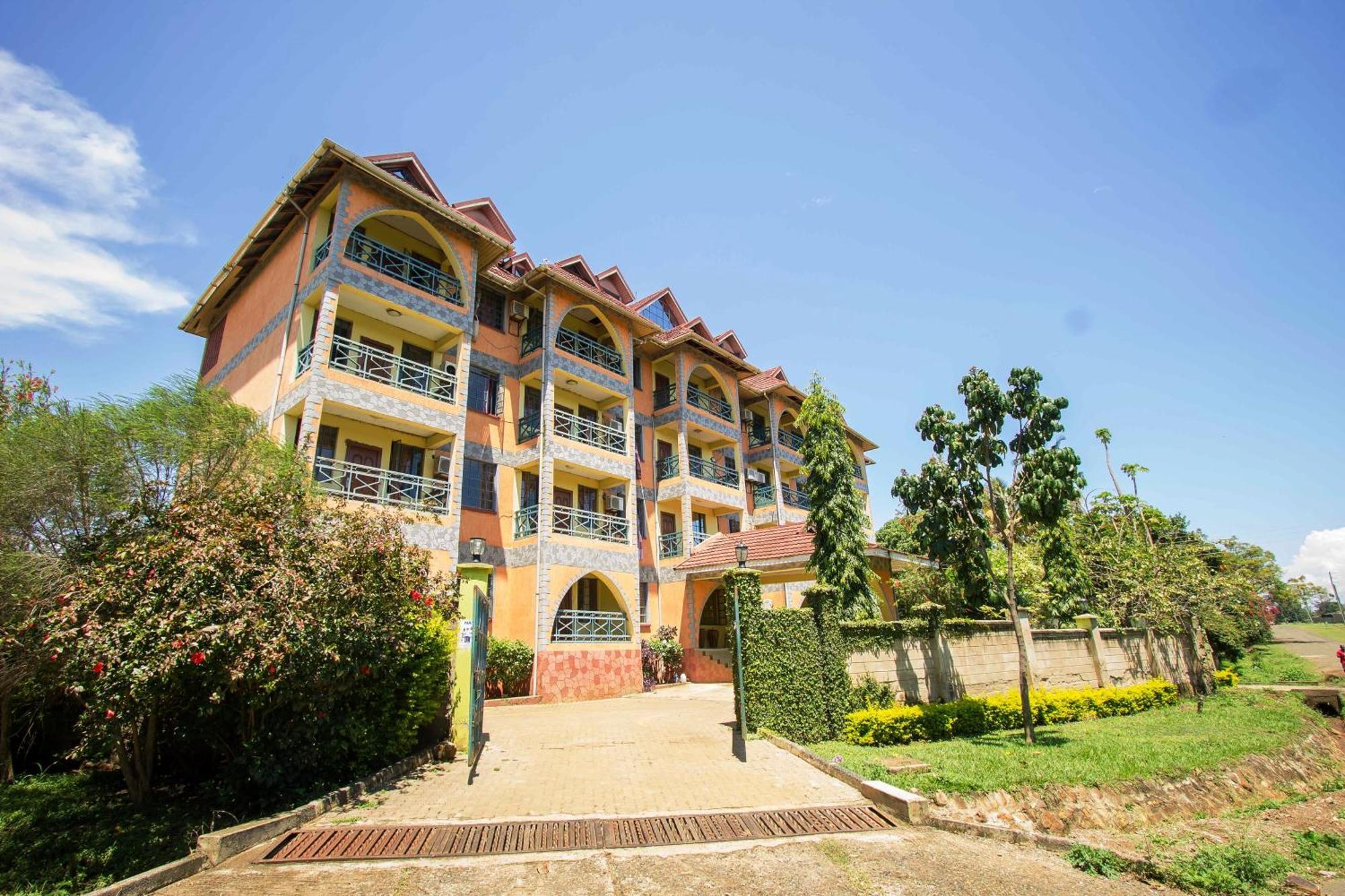 Parkview Safari Hotel And Apartments Kisumu Exterior photo