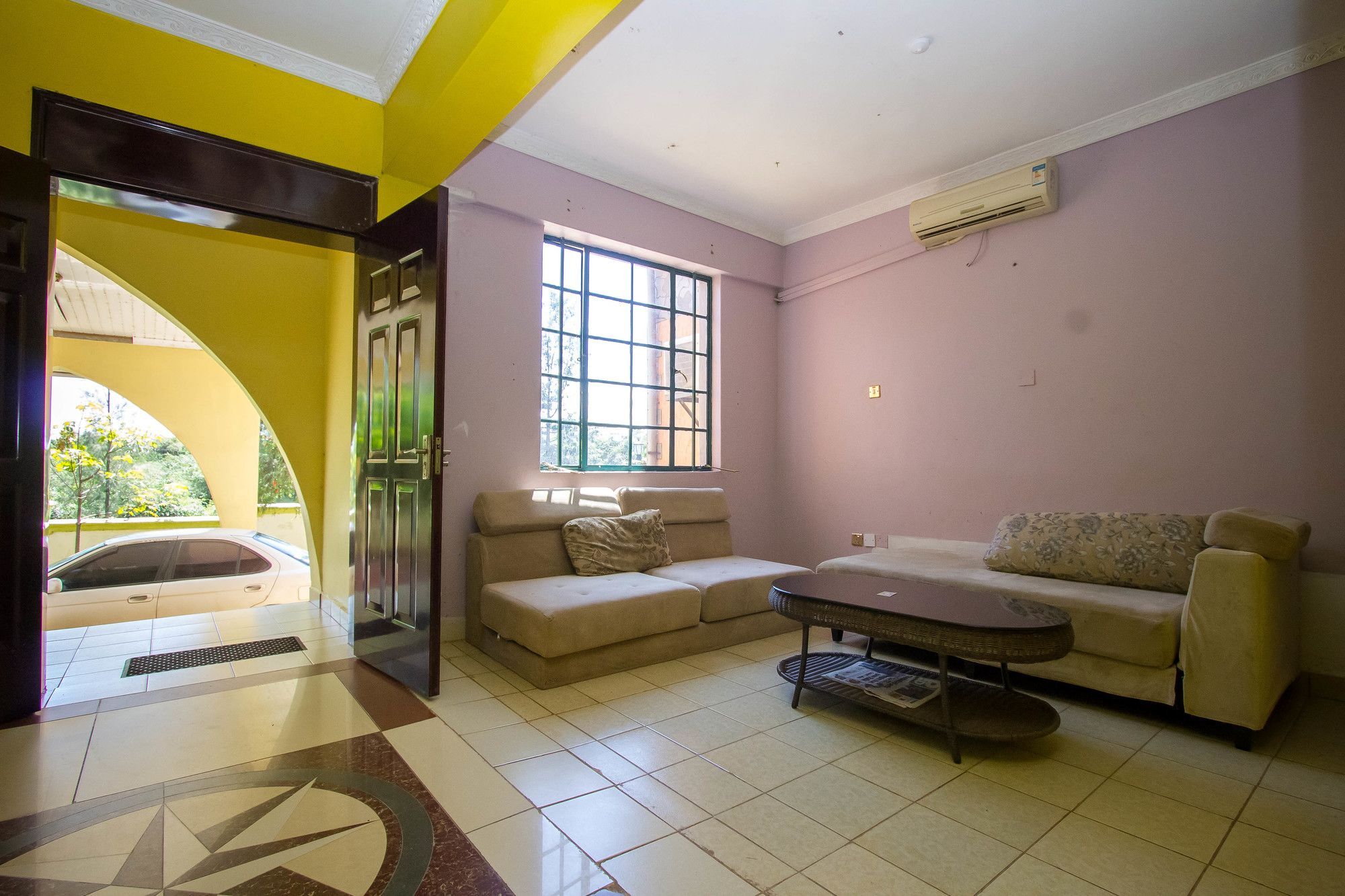 Parkview Safari Hotel And Apartments Kisumu Exterior photo
